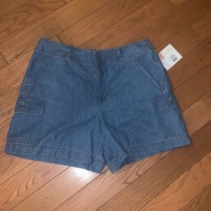 Liz Claiborne women’s jeans shorts- 12